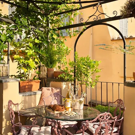 Con Terrazza La Voliera Di Bacco *